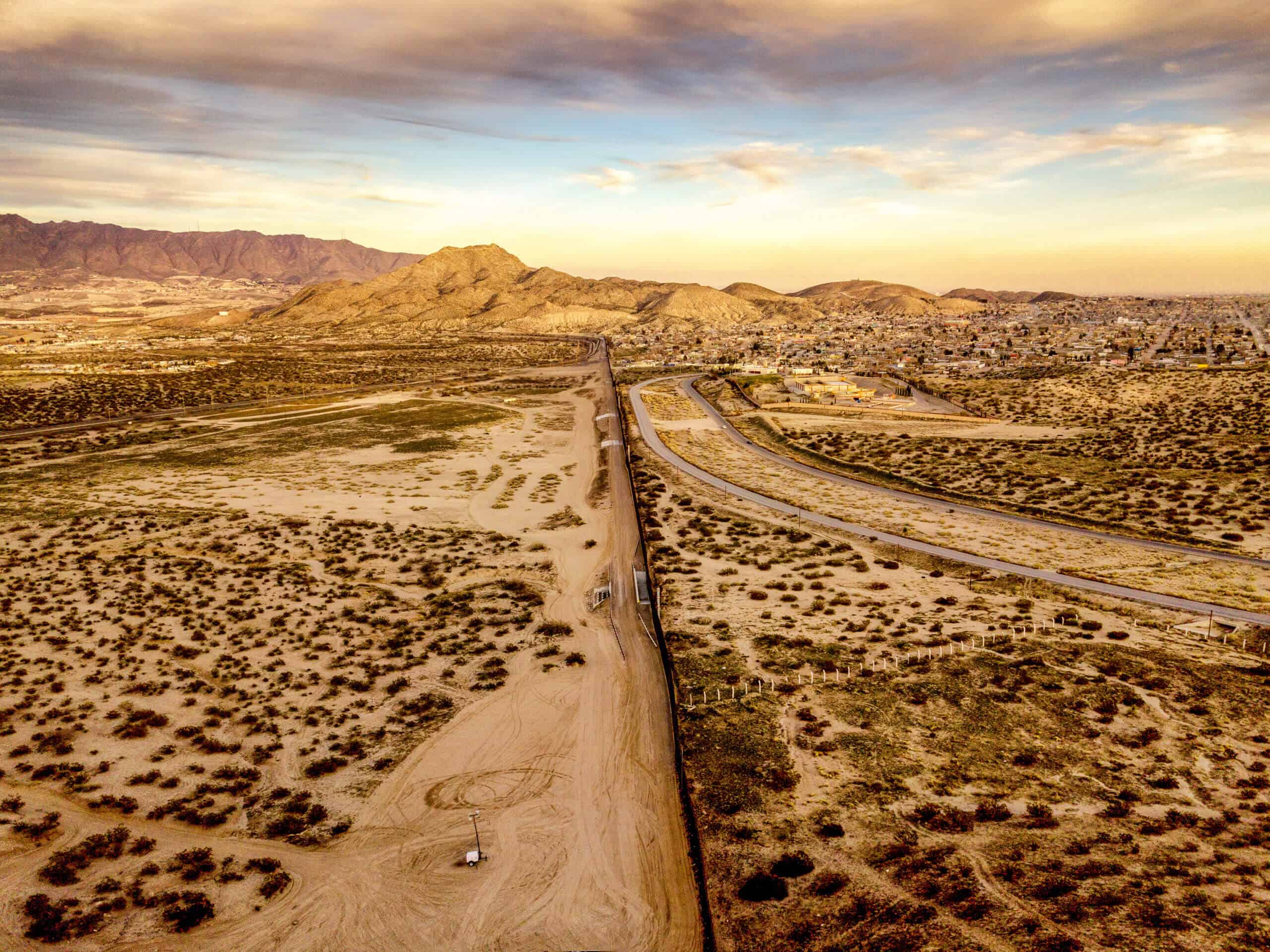 Many companies are considering nearshoring to Mexico in leu of the China-US trade war. Here are some benefits and challenges to consider when making the switch.